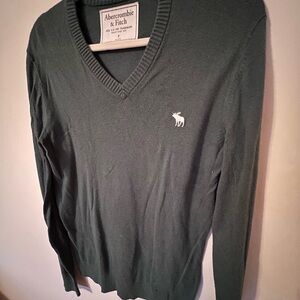 Abercrombie & Fitch Green V-Neck Sweater